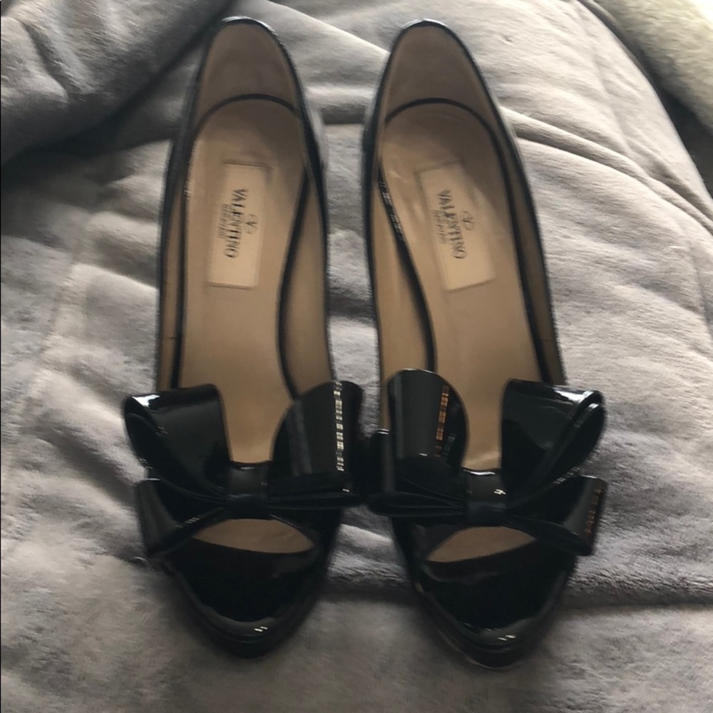 Valentino bow pumps